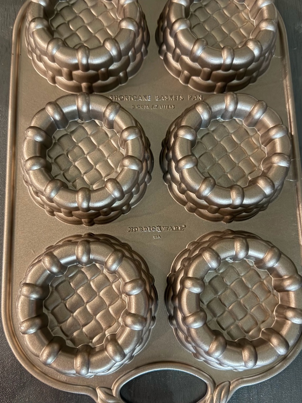 Nordic Ware Silver Woven Shortcake Basket Baking Pan – 6-Cup